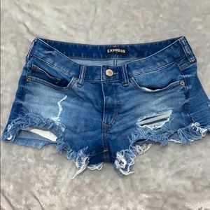 Express distressed shorts